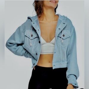 Free People We the Free Blue Dreamer Button Hooded Casual Jacket size Medium